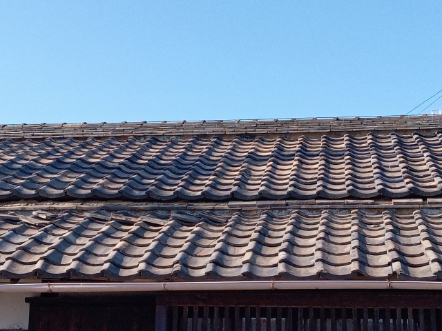 瓦屋根の基本的な耐用年数