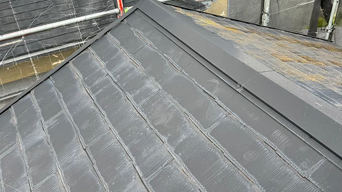 ガルバリウム屋根の画像