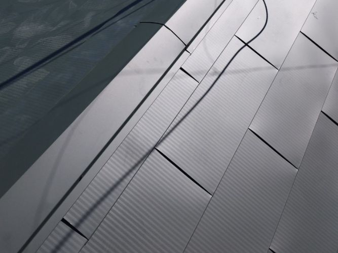 [市川市 O様邸]初めての屋根リフォームでも安心｜瓦撤去から棟板金設置まで