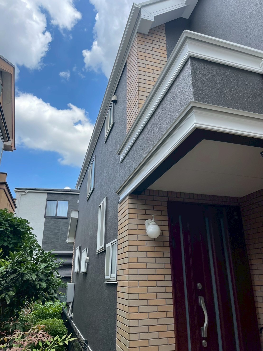 [市川市 W様邸]屋根塗装と外壁塗装で見違える美しさに！