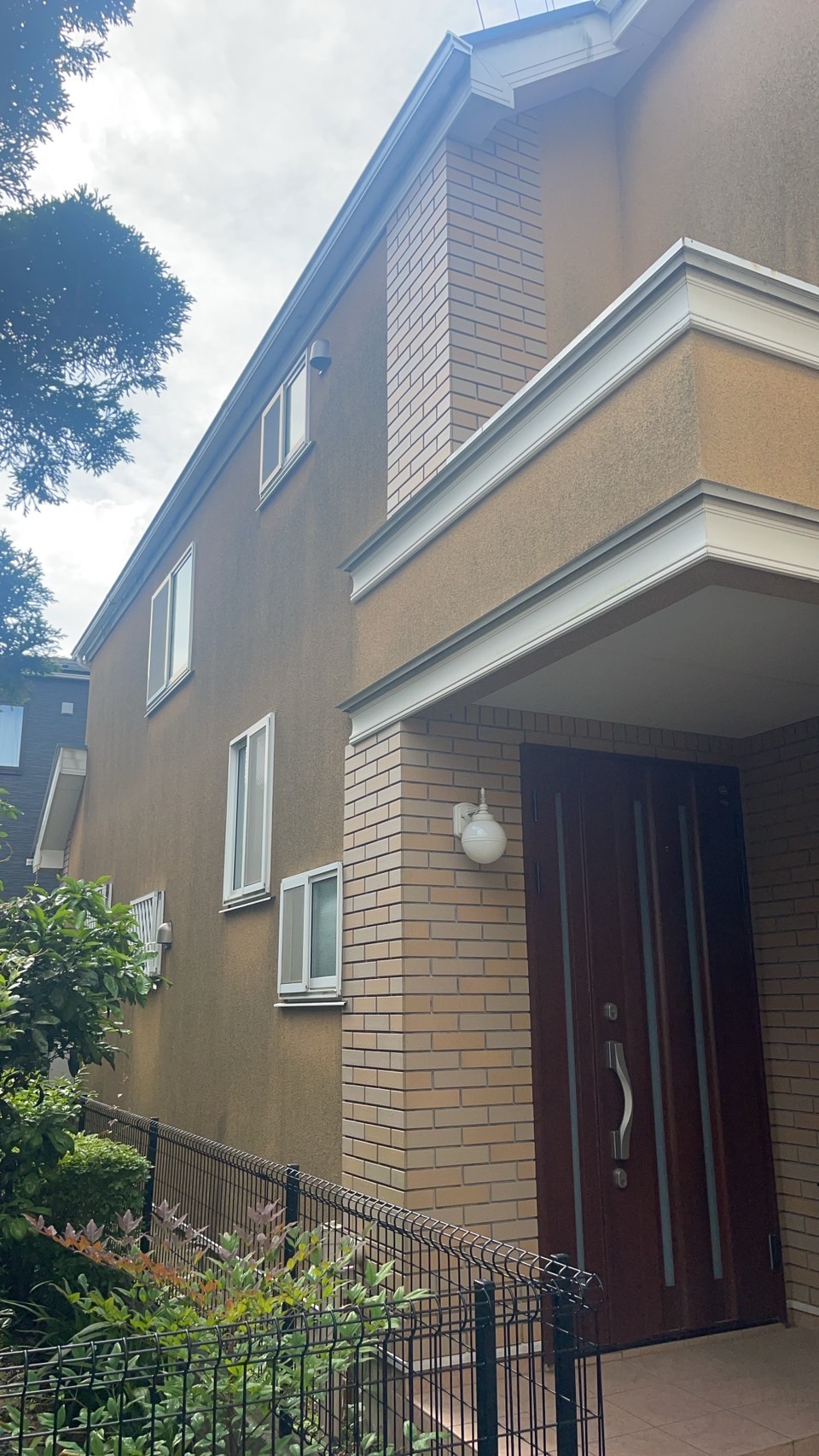 外壁塗装前の外観の様子